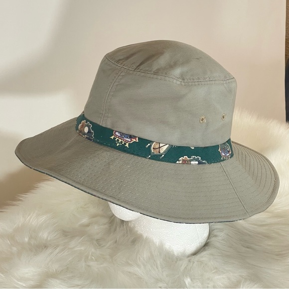 YoungAn Vintage Khaki Bucket Golf Hat - Picture 4 of 10